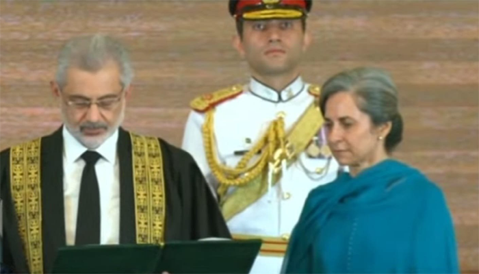 29th chief justice Qazi Faez Isa swears in, commences Pakistan's judicial helm