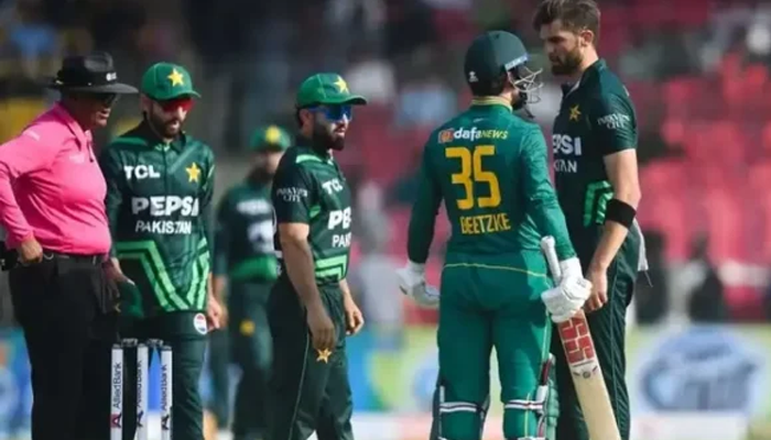 Pakistan players fined for breaching code of conduct