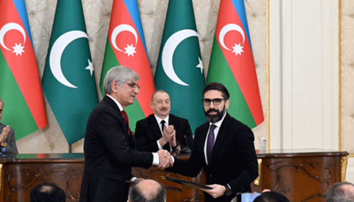 Pakistan, Azerbaijan sign MoUs, set $2bln investment goal