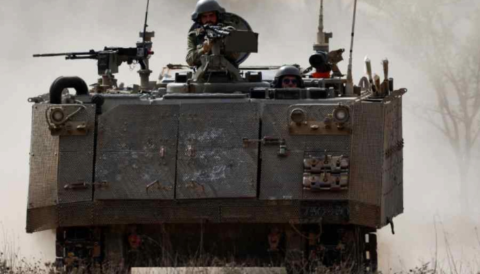 Brutal Israeli tanks outside Gaza hospital, Biden hopes for 'less intrusive' action